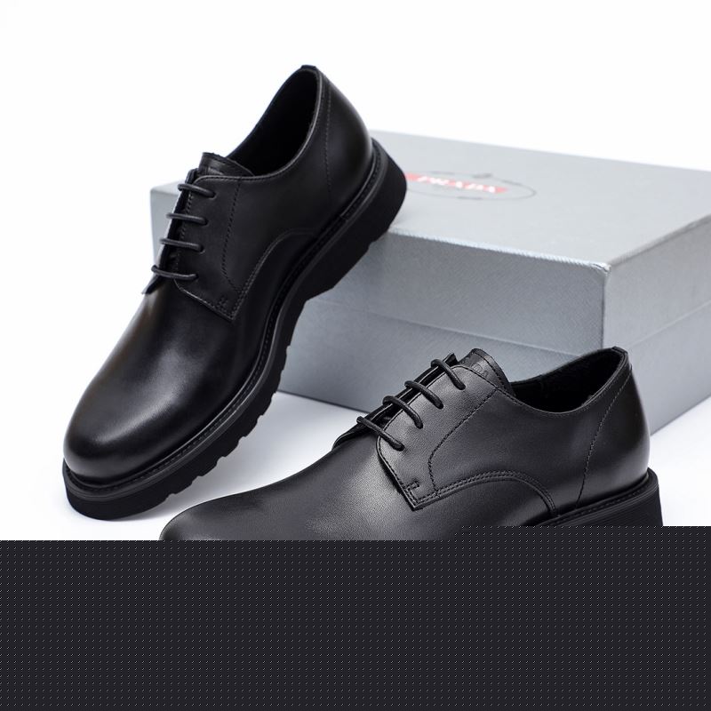 Pra*a leather shoes